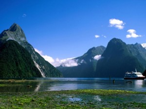 The top 5 places to visit in New Zealand - airline-topdeals.com